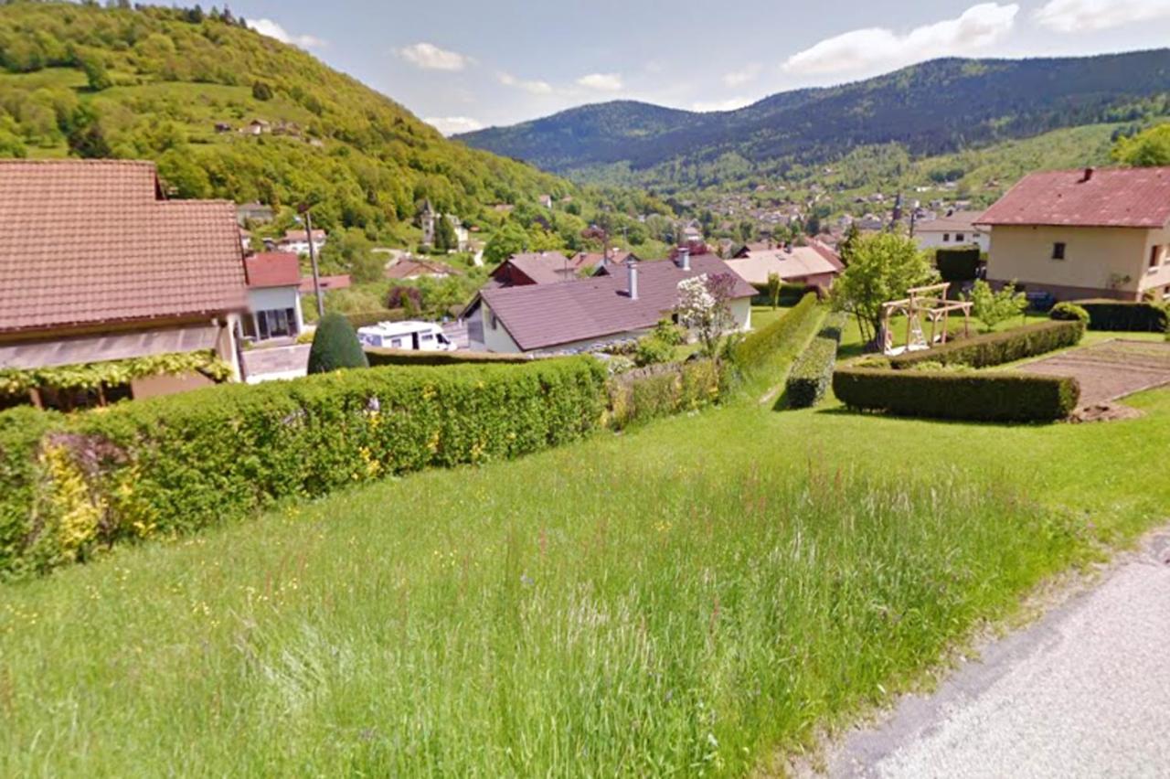 Appartement Cosy A Cornimont 30 M² Avec Terrasse Et Vue Montagne Εξωτερικό φωτογραφία